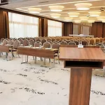 Hotel Tango Arjaan By Rotana 5*