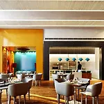 Hotel Tango Arjaan By Rotana 5*