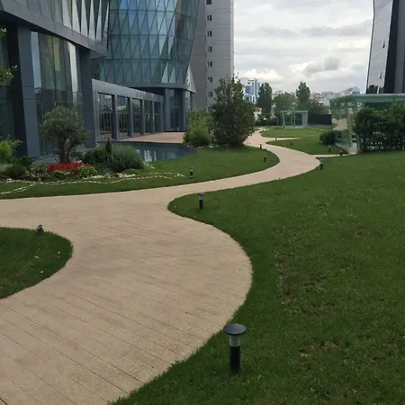 Tango Arjaan By Rotana Szálloda 5*